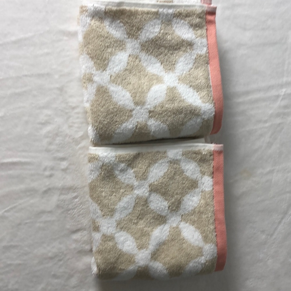 Martha Stewart hand towels set